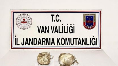 Özalp'te Jandarma Ekiplerinden Uyuşturucu Operasyonu: 4 Kilo Afyon Sakızı Ele Geçirildi