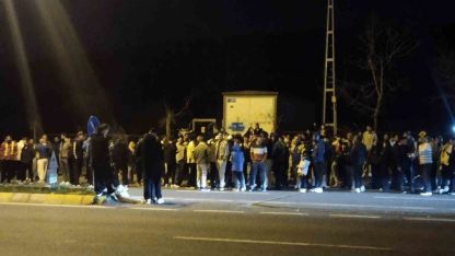 Fenerbahçe Derbi Galibiyetini Samandıra’da Coşkuyla Kutladı