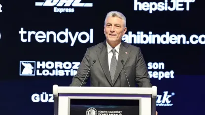 Türk Tır Şoförlerine Körfez Yolu Açıldı! Ticaret Bakanı Ömer Bolat Transit Vize Gelişmesini Duyurdu