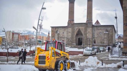 Kış Geri Dönüyor! Bölge Genelinde Kuvvetli Kar Yağışı, Çığ ve Zirai Don Riski Bekleniyor