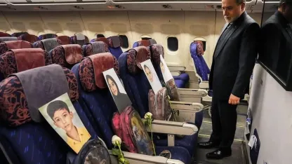 Diplomasi Trafiğinde Duygulandıran Kareler: Galibaf ve Heyeti Pakistan’a Minab’daki Çocukların Anısıyla Gitti