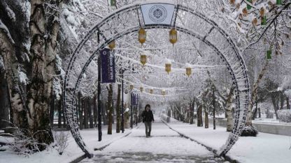 Kış Geri Döndü! Erzurum Beyaza Büründü: Kar, Fırtına ve Çığ Alarmı Verildi