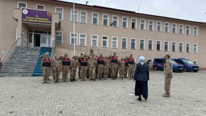 Terhis Heyecanı: Taşlıçay’da Özel Bireyler Üniforma Giydi, Bir Günlüğüne Asker Oldu