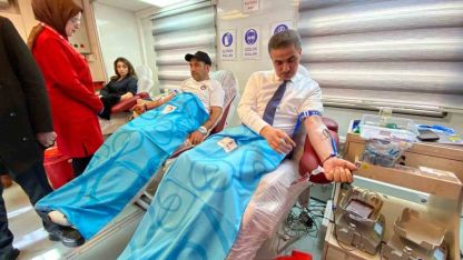 Erzurum’da Hayat Veren Dayanışma: 100 Kamu Çalışanından Kan Bağışı