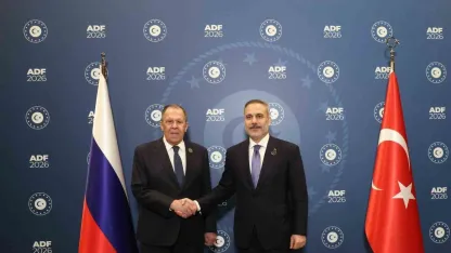 Hakan Fidan ve Sergey Lavrov Antalya'da İstişare Eylem Planı İmzaladı