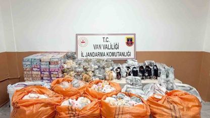 Jandarma Geçit Vermedi: Van’da Yol Kontrolünde Milyonluk Kaçakçılık