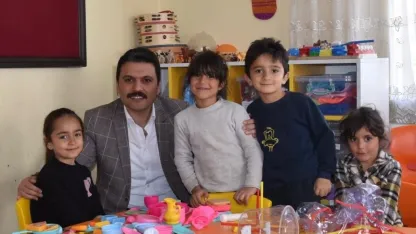 Kadınların Üretim Merkezi: Kaymakam Gilan İpekyolu’ndaki ADEM’leri Gezdi