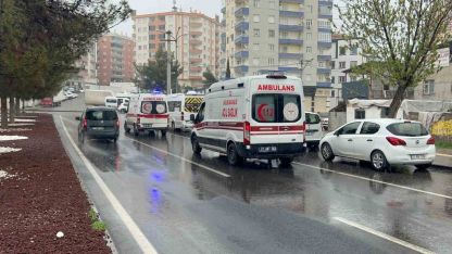 Diyarbakır Bağlar’da Esnaf Kavgası Meydan Savaşına Döndü: 3 Yaralı
