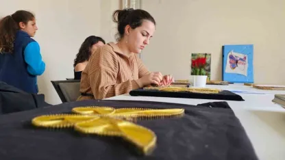 Hasköy’de çivi ve telin dansı gençlere meslek kapısı açıyor