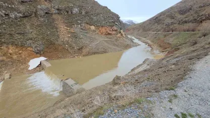 Bahçesaray’da Taşkın Riski ve Bent Patlaması