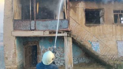 Değirmenarkı Mahallesi'nde Yangın Paniği: 1.5 Saatte Söndürüldü