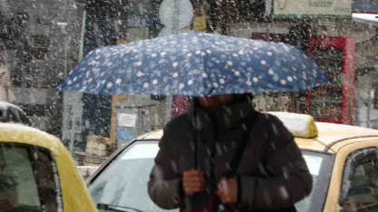 Ardahan’da Nisan Karı Sürprizi: Şehir Beyaza Büründü