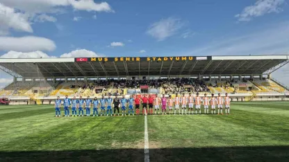 Muşspor’dan Tarihi Fark: 10 Kişi Kaldığı Maçta Adanaspor’u Dağıttı