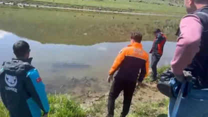 Arpaçay'da Kaybolan Genç Çobandan Acı Haber: Cansız Bedeni Dere Yatağında Bulundu