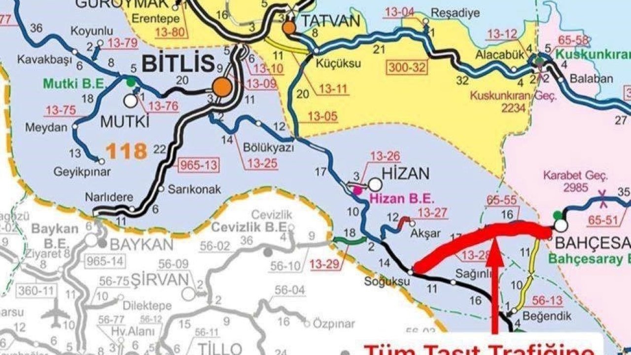 Bahçesaray'da Kritik Durum! Çığ ve Tipi Nedeniyle Tek Ulaşım Yolu Trafiğe Kapatıldı