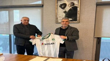 Cantürk Alagöz Kendi Elleriyle İmzaladı: Iğdır FK Sevdalısına Büyük Jest!