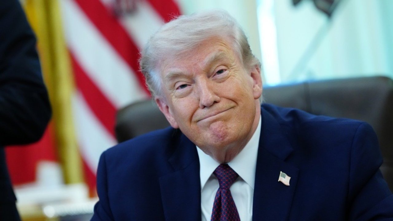 Donald Trump ABD'nin NATO Üyeliğini Yeniden Gözden Geçirebileceğini Söyledi