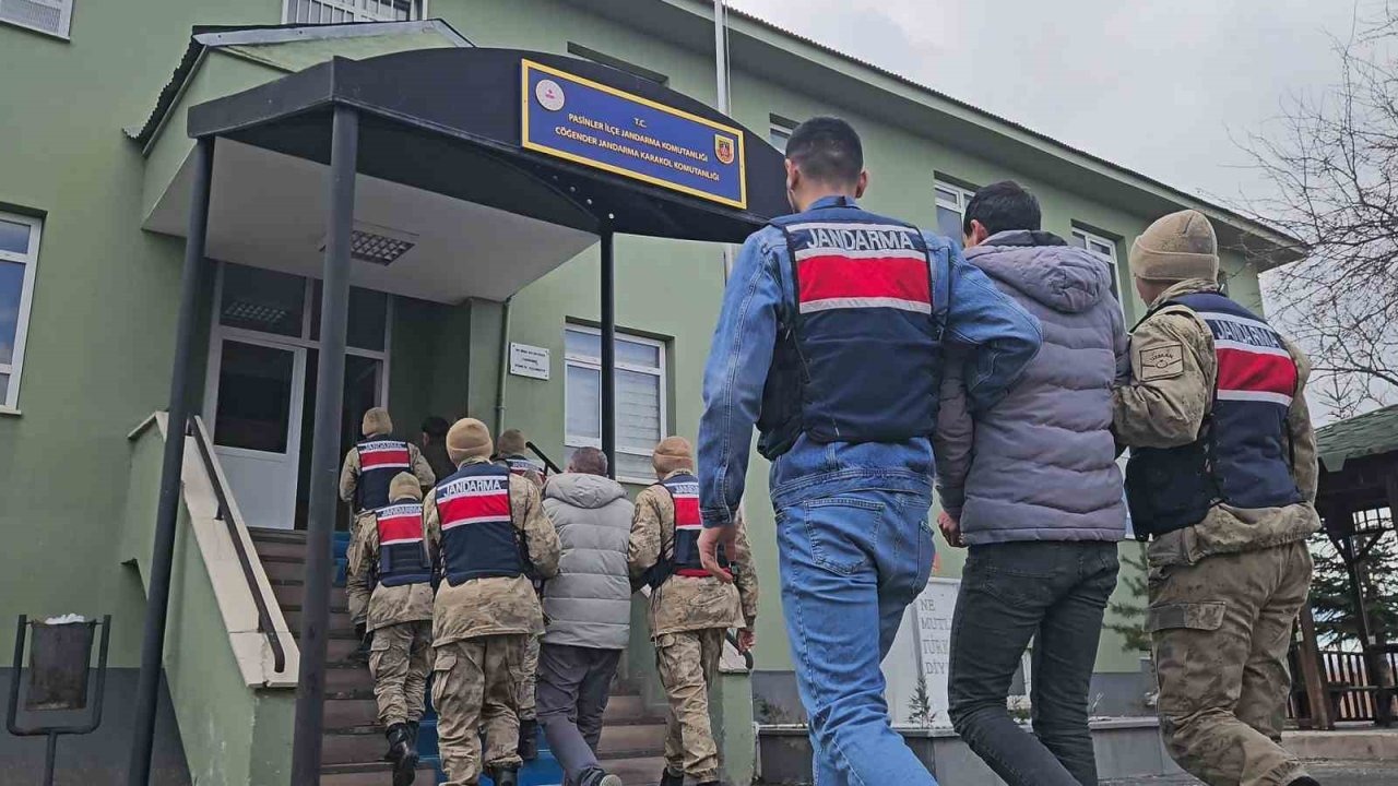 Erzurum Merkezli Göçmen Kaçakçılığı Operasyonu: 6 Tutuklama