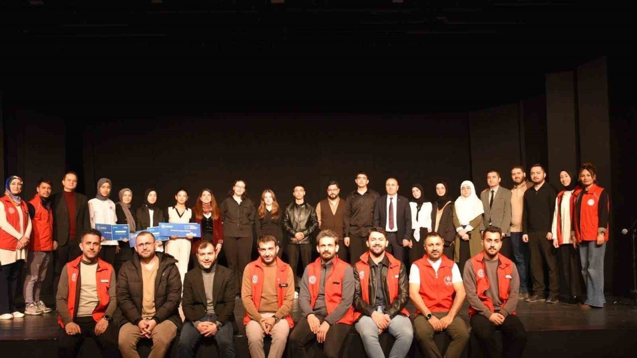 Erzurum’da genç şairler yarıştı: İl birincileri belli oldu