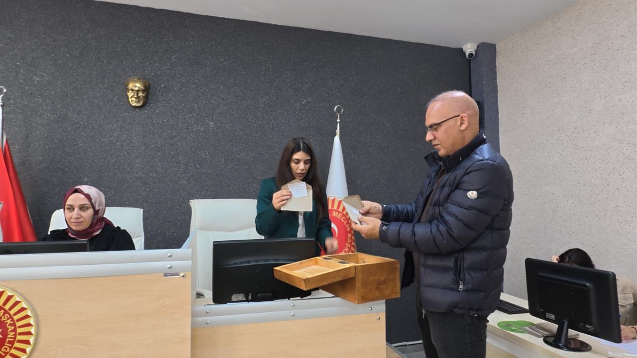 Iğdır İl Genel Meclisi'nde Başkan Değişti: İşte Yeni İsim!