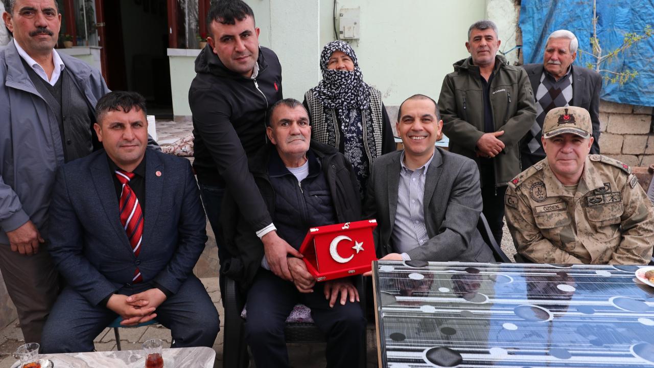 Iğdır Valisi Taşolar’dan Güvenlik Korucusuna Vefa Ziyareti