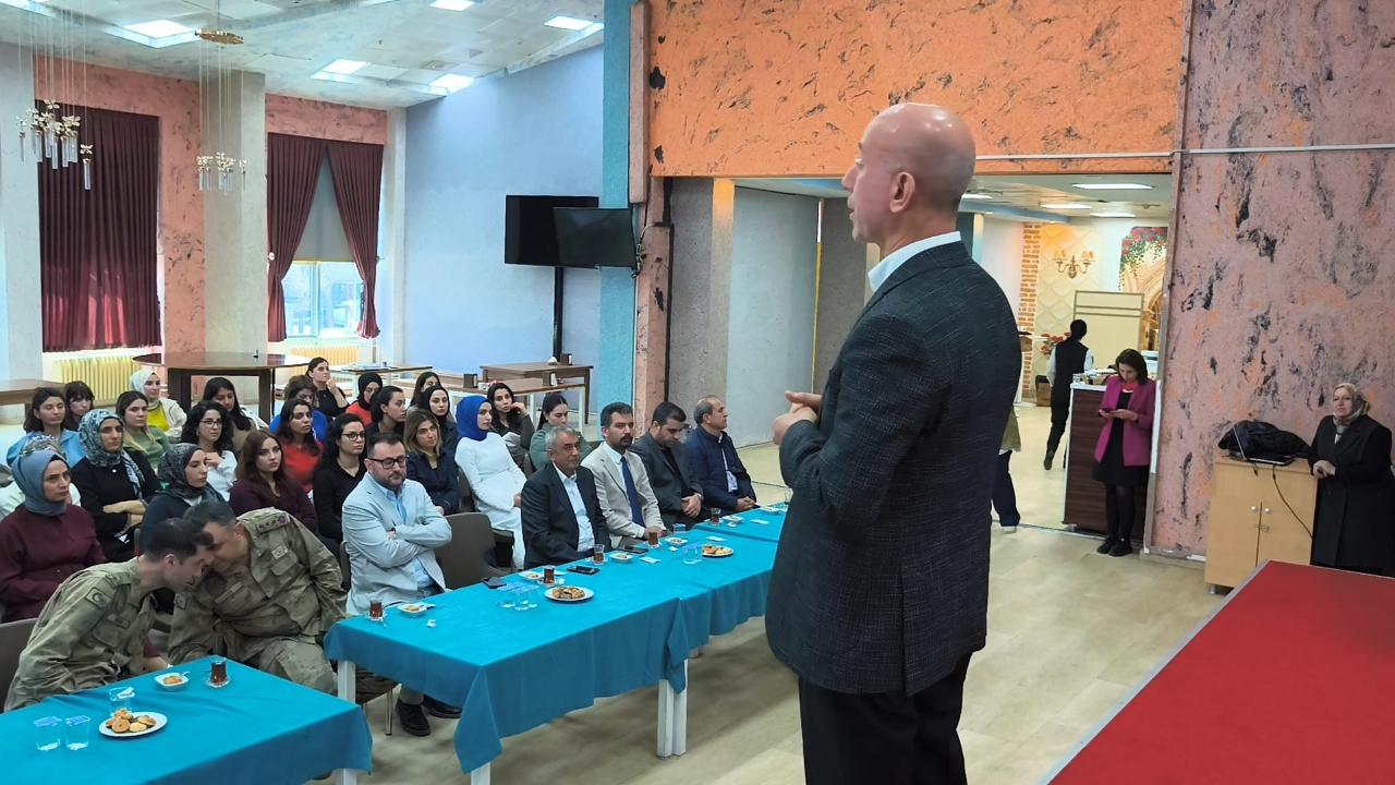 Iğdır’da Bebek Ölümlerine Karşı "Yaşam" Seferberliği: 46 Sağlık Personeli Sertifikalandırıldı