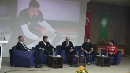 Iğdır’da Buz Üzerinde Strateji Mesaisi: Curling’in Dev İsimleri Panelde Buluştu