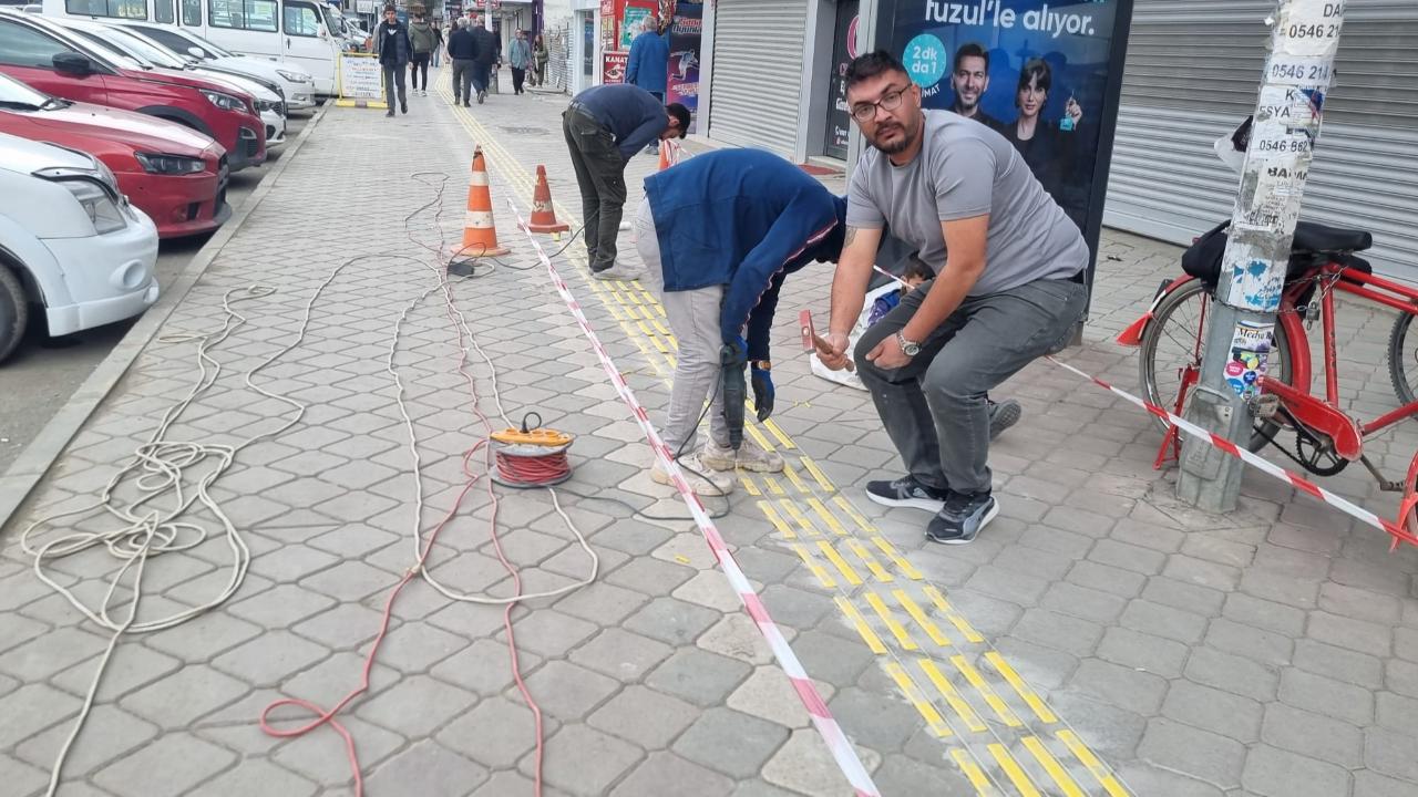 Iğdır’da Kaldırımlar Görme Engelliler İçin “Hissedilir” Hale Geliyor