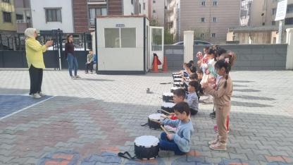 Iğdır’da minik öğrencilerin 23 Nisan hazırlığı sürüyor