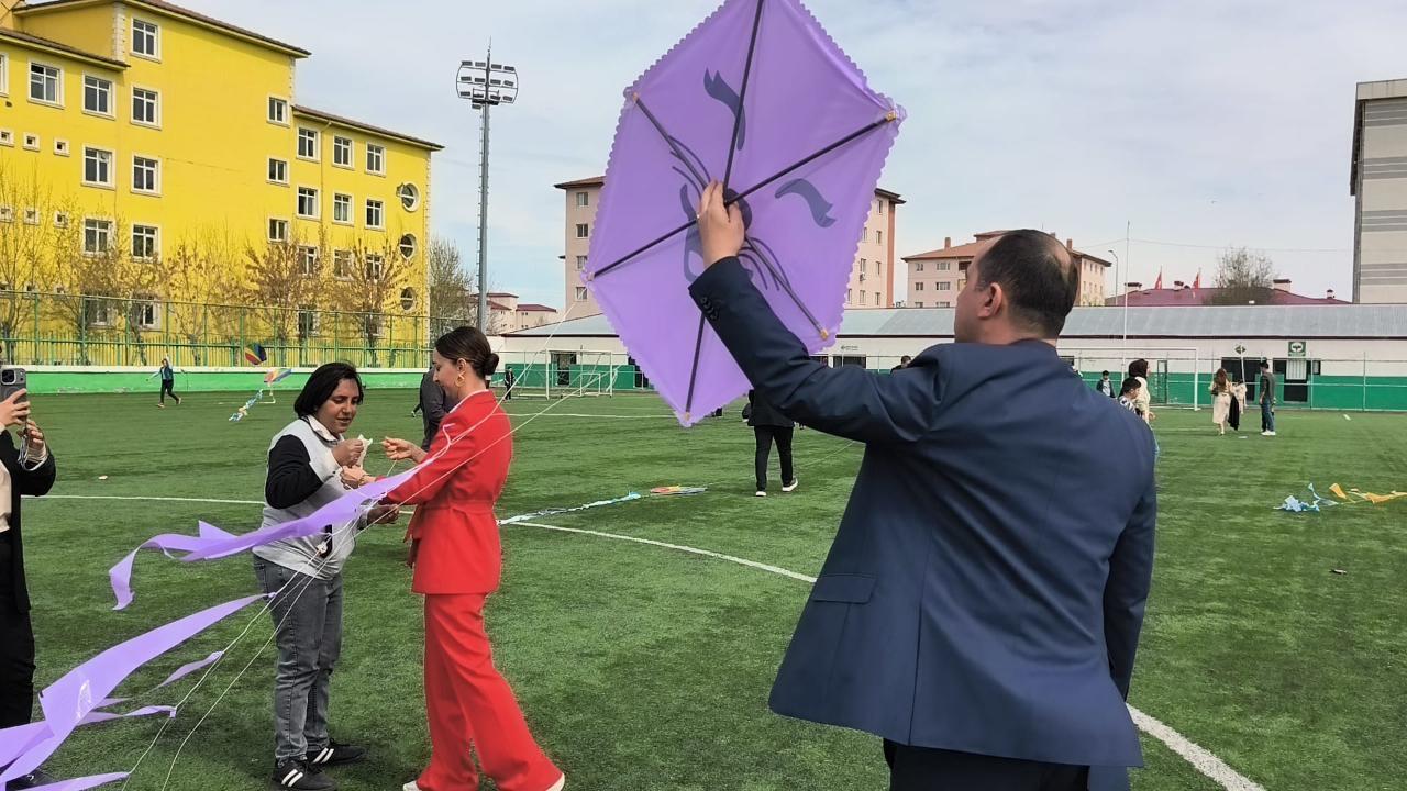 Iğdır'da Otizm Farkındalığı: Gökyüzü Maviye Büründü!