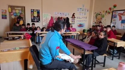 Iğdır’da "Sağlık Elçileri" Görev Başında: Minik Öğrencilere Özel Eğitim