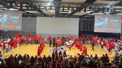Iğdır’ın Kafkas Ekibi İstanbul’da Sahne Aldı: Büyük Beğeni