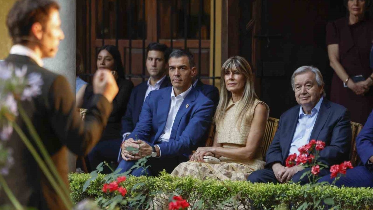 İspanya’da Siyasi Deprem: Başbakanın Eşi Begona Gomez 4 Farklı Suçtan Hakim Karşısına Çıkıyor