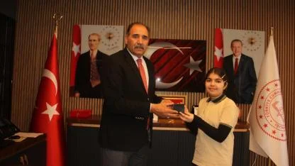 "Kınalı Mehmet" Hikayesiyle Türkiye Birincisi Iğdır'dan Çıktı