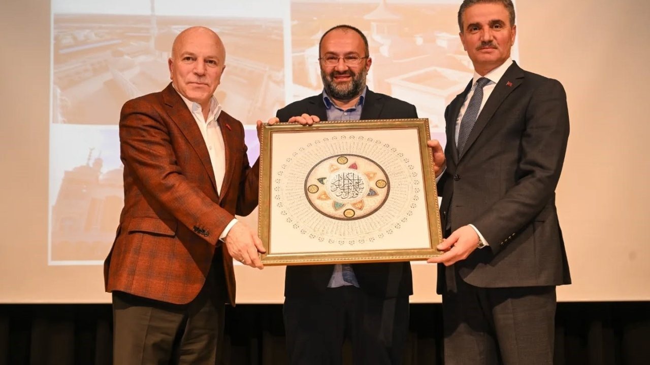 Medeniyet Coğrafyasına Yolculuk! Erzurum’da Taha Kılınç ile "Kudüs’ten Kaşgar’a" Programı Düzenlendi