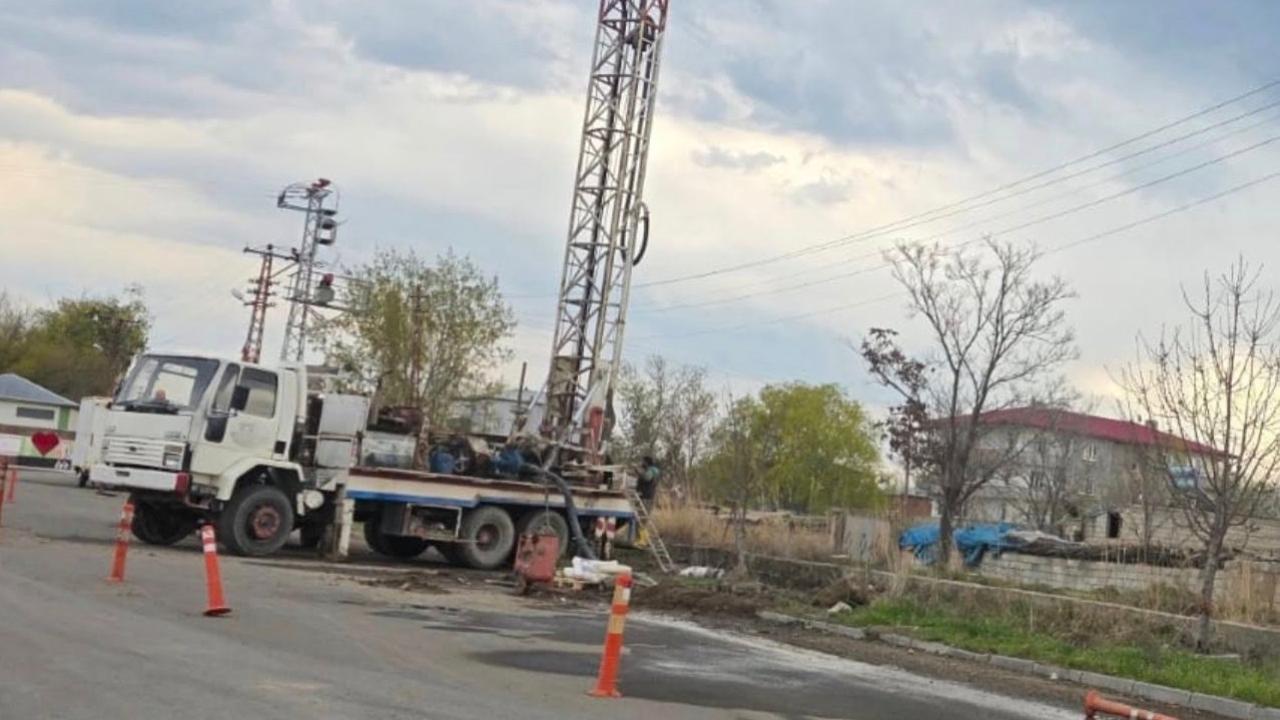 Melekli Belediyesi Sahada: Kesintisiz ve Sağlıklı İçme Suyu İçin Dev Adım