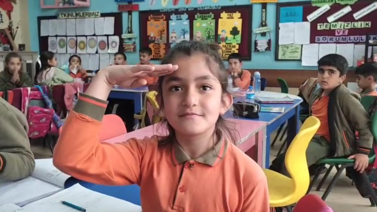 Melekli'de Kalpleri Isıtan Vefa: Minik Ellerden Kahraman Polislere Büyük Selam