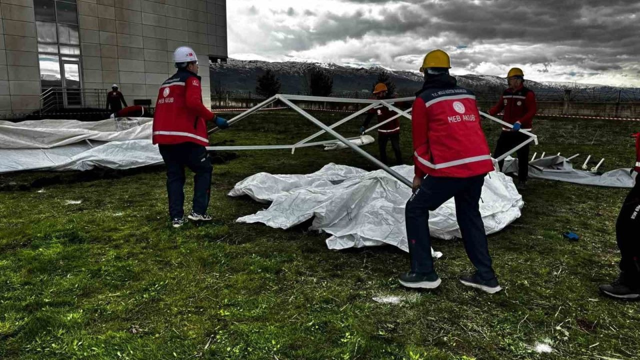 Muş’ta Bir İlk: MEB AKUB Ekibi Afetlerde Acil Barınma İçin Resmen Onaylandı