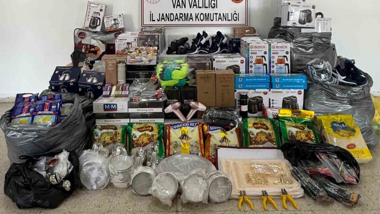 Van’da Jandarma Takibi: Barış Mahallesi’nde Durdurulan Araçta Yok Yok