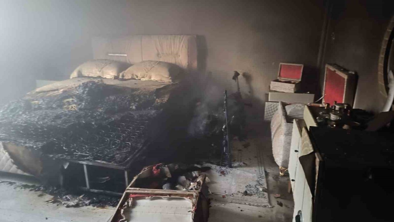 Van’ın Edremit İlçesinde Ev Yangını Korkuttu