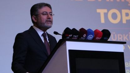 "Türkiye Soykırıma Dur Diyen Tek Ülkedir": Bakan Yumaklı’dan Van’da Önemli Açıklamalar