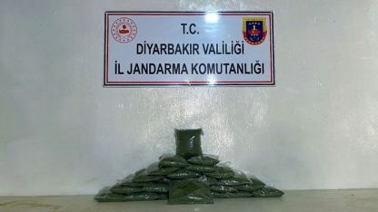 Diyarbakır'da Jandarmadan Narkotik Darbesi: 20 Kilo Skunk!