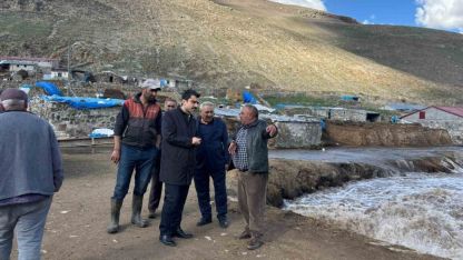 Kars Susuz’da Taşkın Alarmı: Tahtakaya Deresi’nde Su Seviyesi Yükseldi