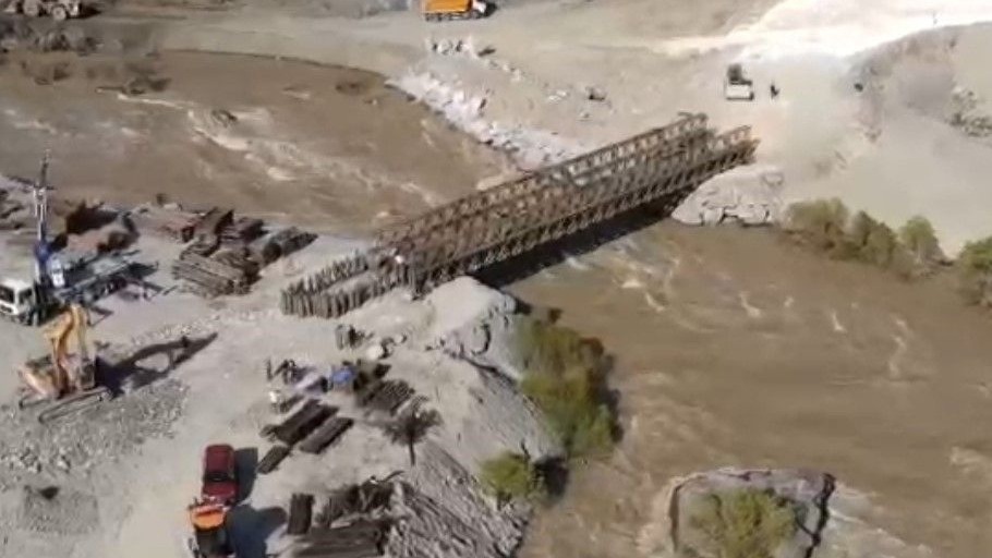 Hakkari'de Mehmetçik Köprüsü: Test Geçişleri Başladı