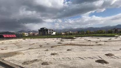 Iğdır Millet Bahçesi Yeni Sezona Hazırlanıyor: Dev Havuzda Bakım Seferberliği