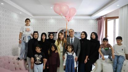 Iğdır’da Kalpleri Isıtan Sürpriz: Lösemiyi Yenen Zümra’nın "Balon" Hayali Gerçek Oldu