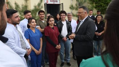 Iğdır'da Kardeşlik Stajı: Rektör Gürel Nahçıvanlı Gençlerle Buluştu