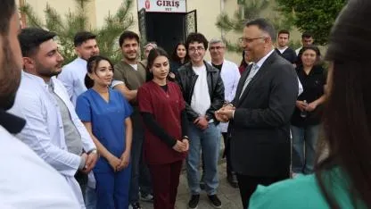 Iğdır'da Kardeşlik Stajı: Rektör Gürel Nahçıvanlı Gençlerle Buluştu
