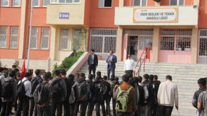 Iğdır'da "Marifetli Gençlik" Seferberliği: Aziz Gün'den Ziyaret