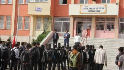 Iğdır'da "Marifetli Gençlik" Seferberliği: Aziz Gün'den Ziyaret